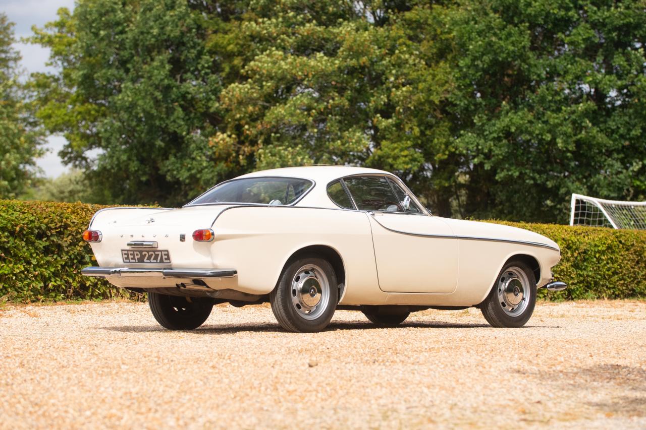 1966 Volvo P1800S