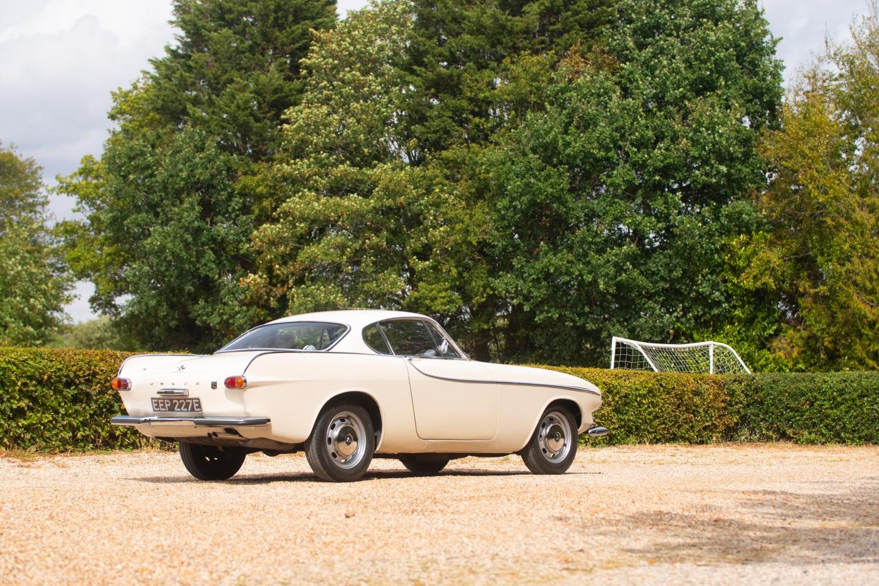1966 Volvo P1800S
