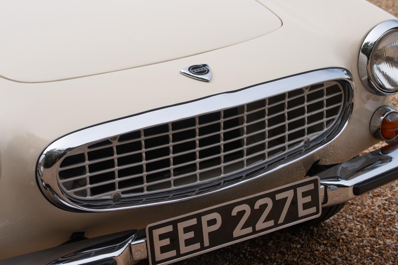 1966 Volvo P1800S