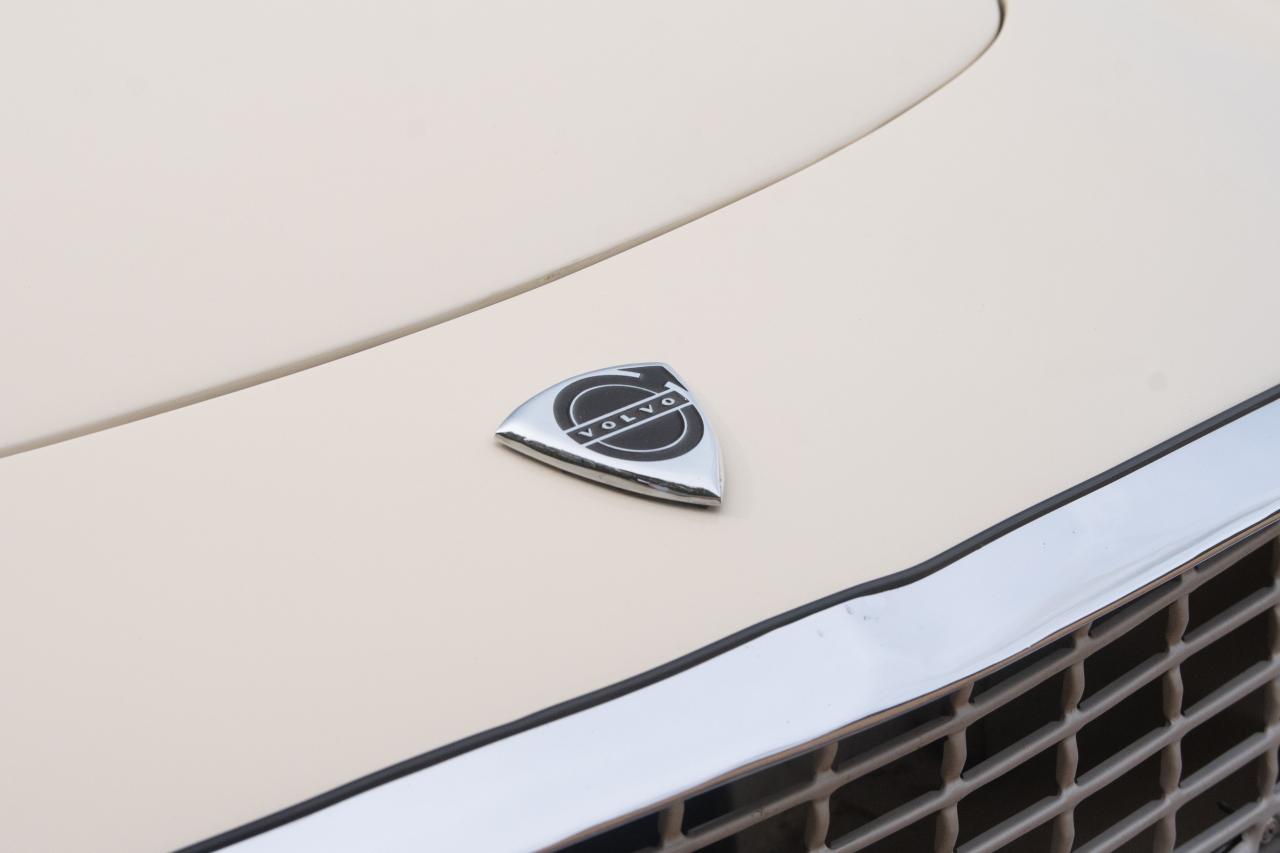 1966 Volvo P1800S