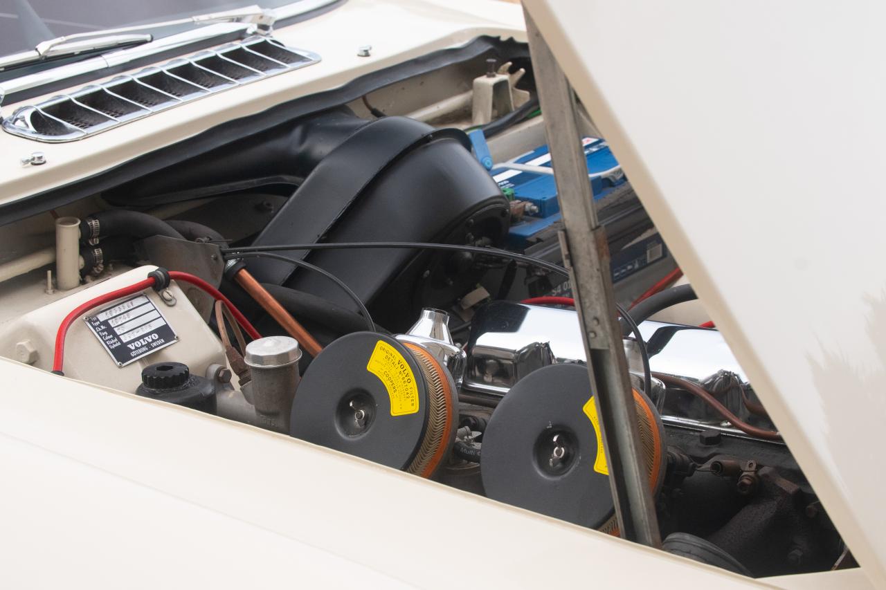 1966 Volvo P1800S