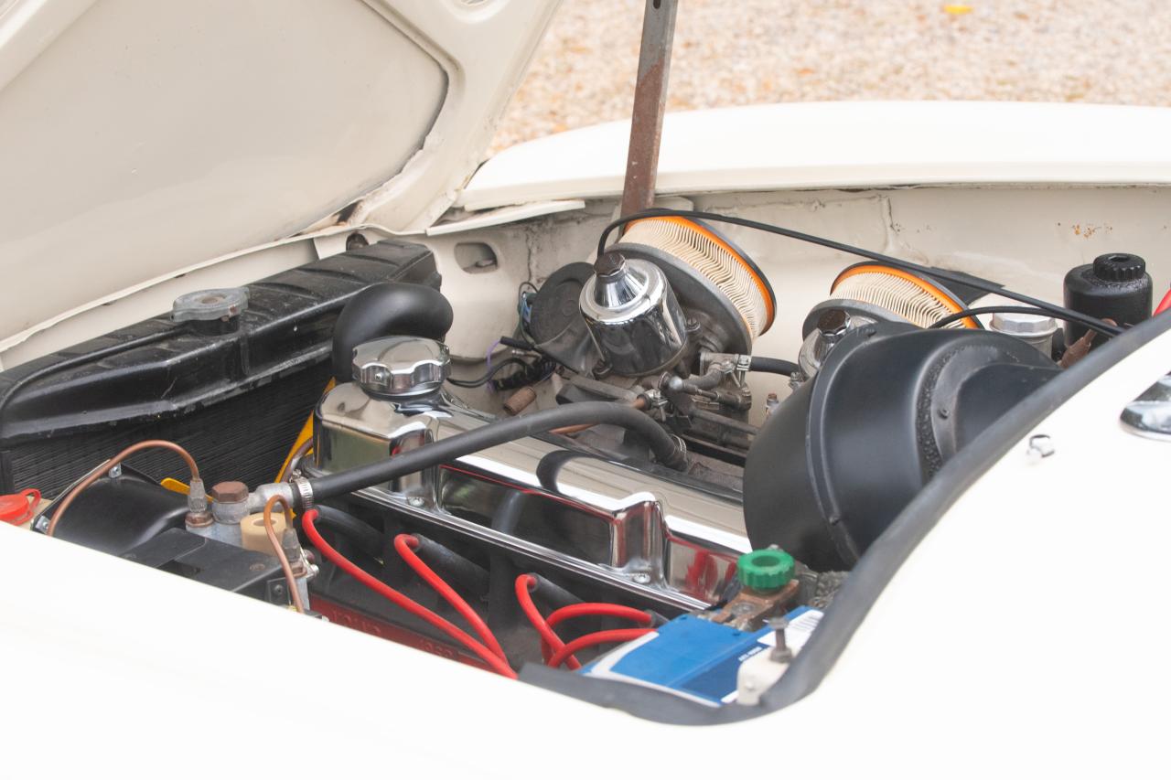 1966 Volvo P1800S