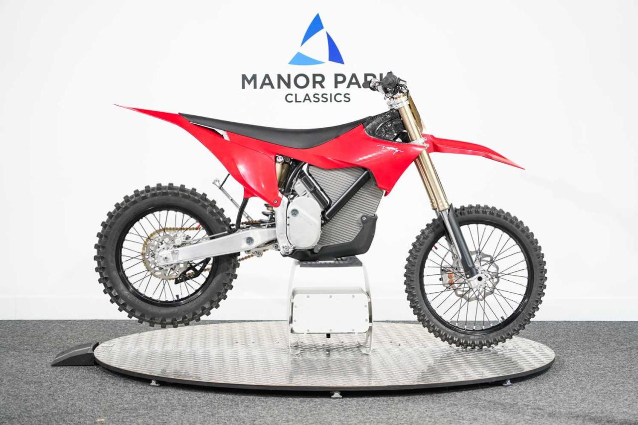 2023 Stark Varg MX 80