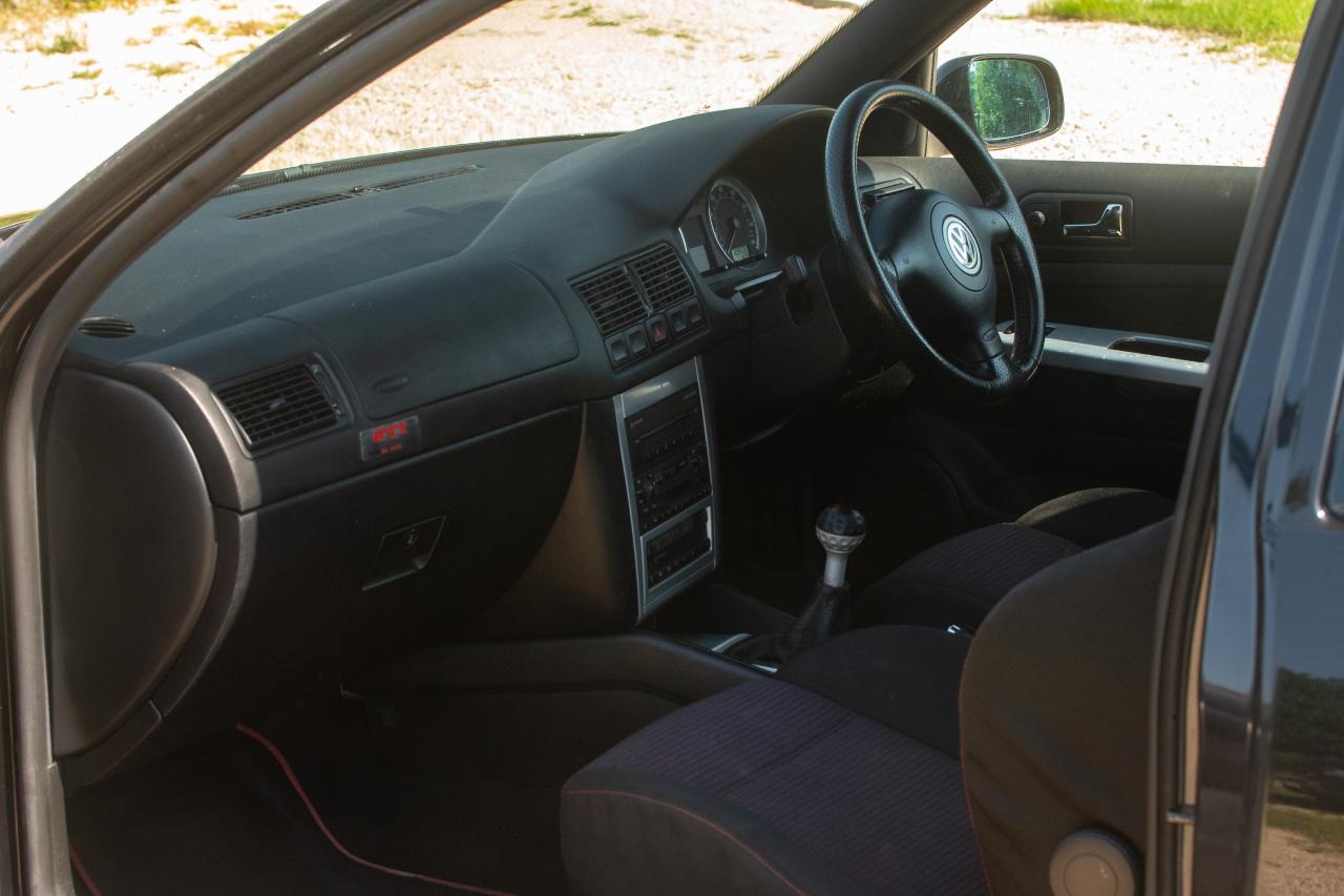 2002 Volkswagen Golf Anniversary T