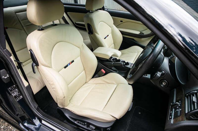 2004 BMW 3-SERIES COUP&Eacute;
