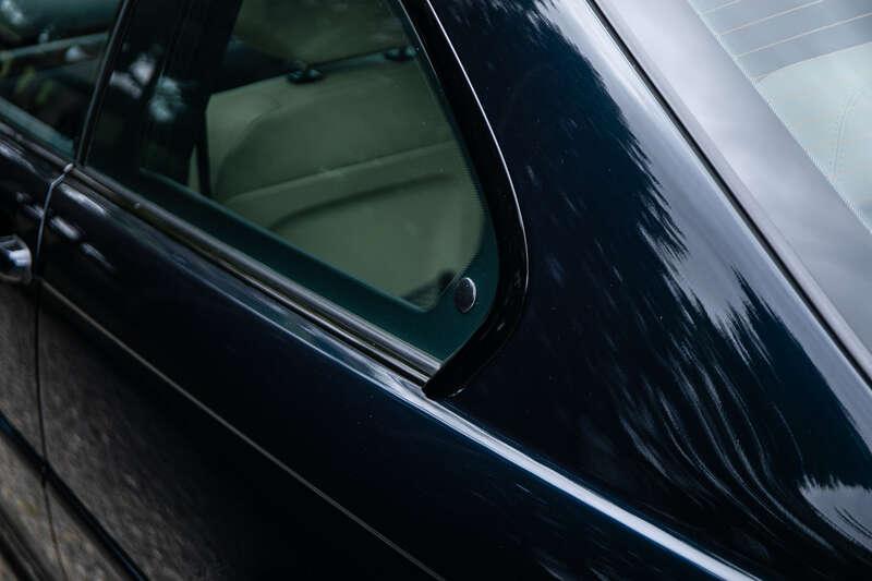 2004 BMW 3-SERIES COUP&Eacute;