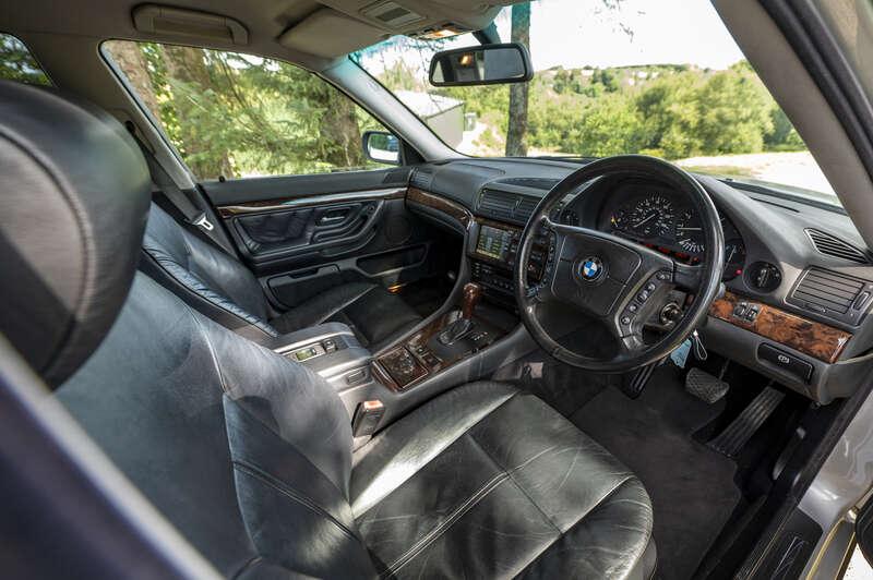 2000 BMW 7-SERIES