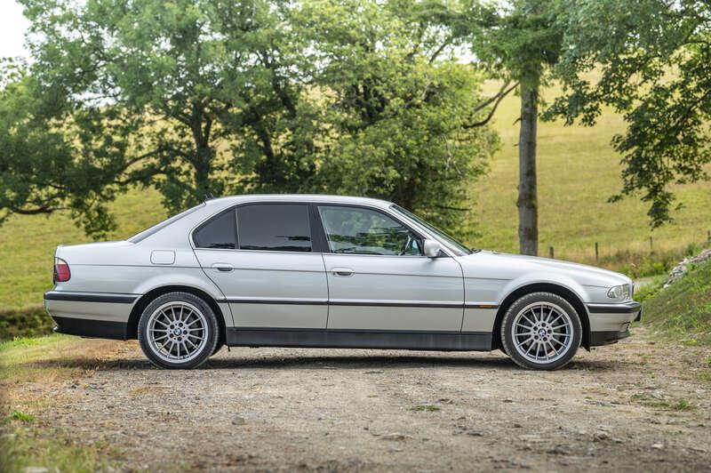 2000 BMW 7-SERIES