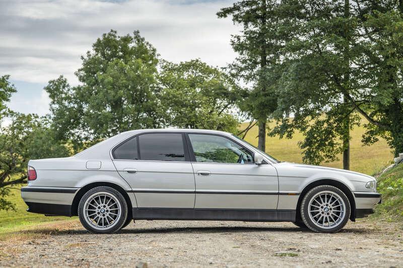 2000 BMW 7-SERIES