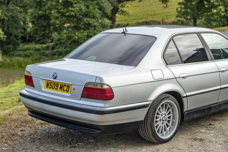2000 BMW 7-SERIES