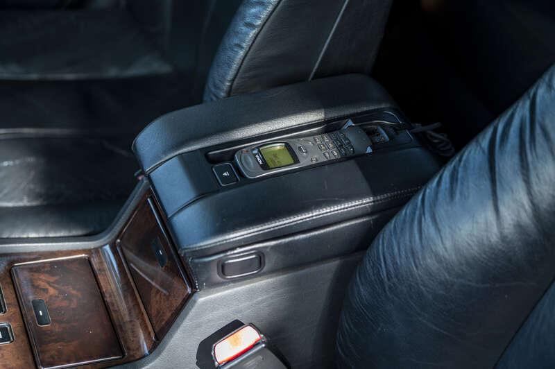2000 BMW 7-SERIES