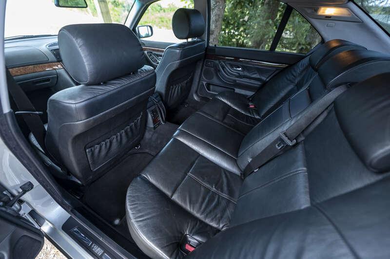 2000 BMW 7-SERIES