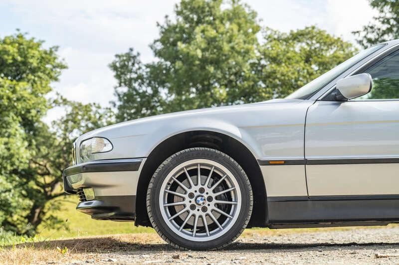 2000 BMW 7-SERIES