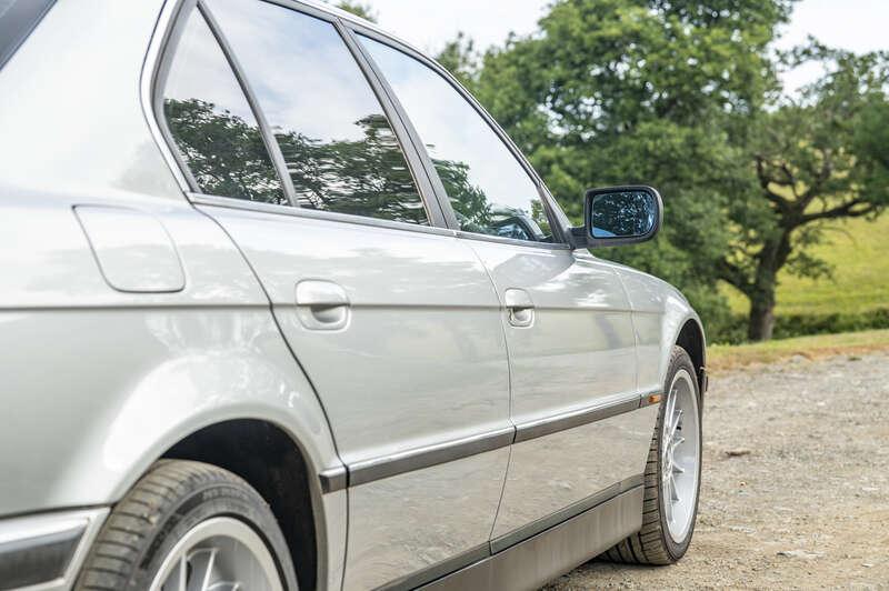 2000 BMW 7-SERIES