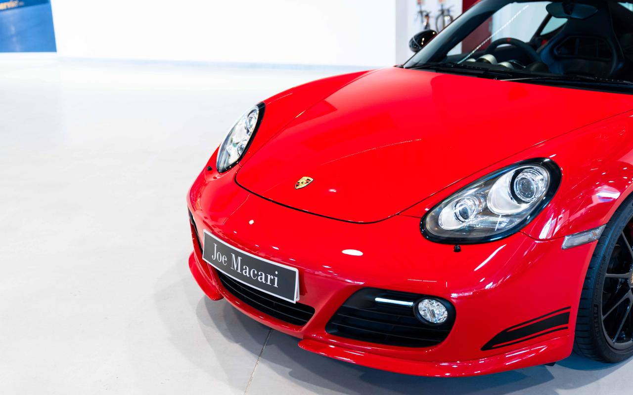 2011 Porsche Cayman R