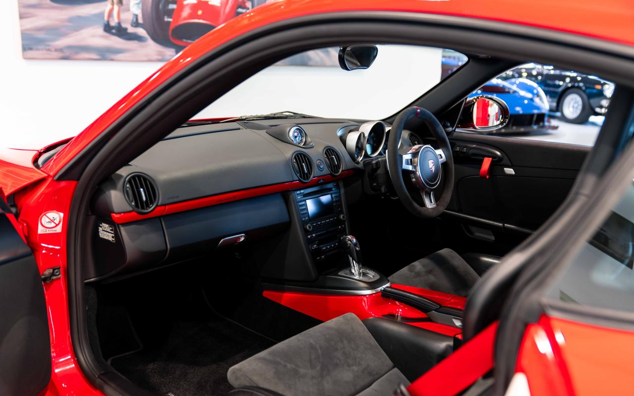 2011 Porsche Cayman R