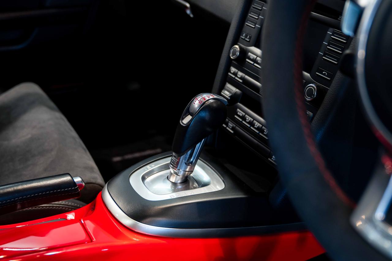 2011 Porsche Cayman R