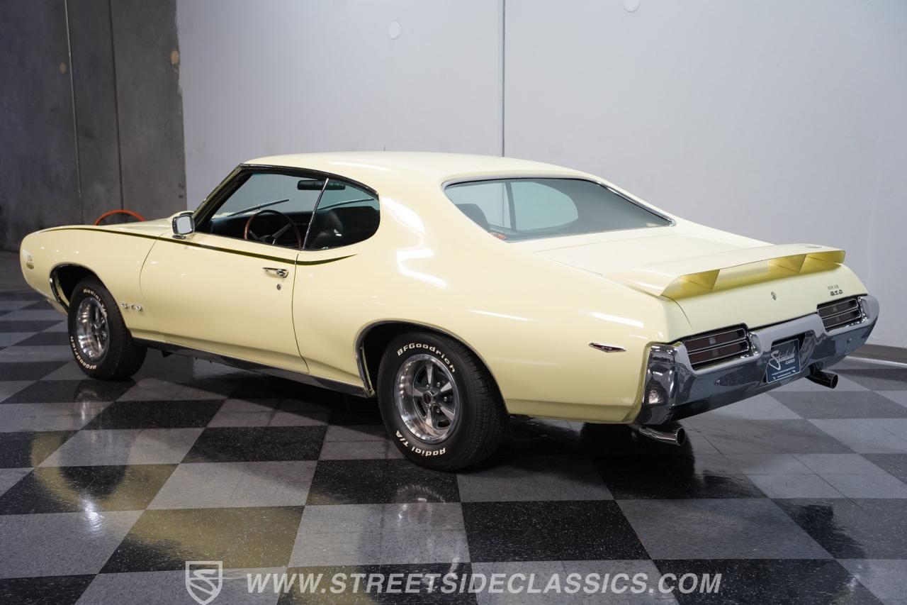 1969 Pontiac GTO Judge