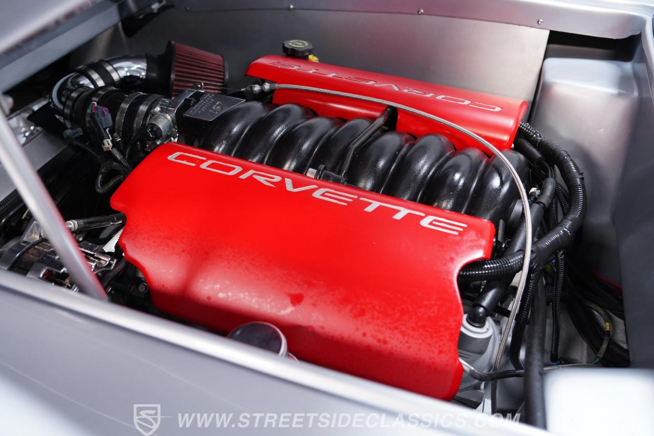 1958 Chevrolet Corvette Replica LS1 Restomod