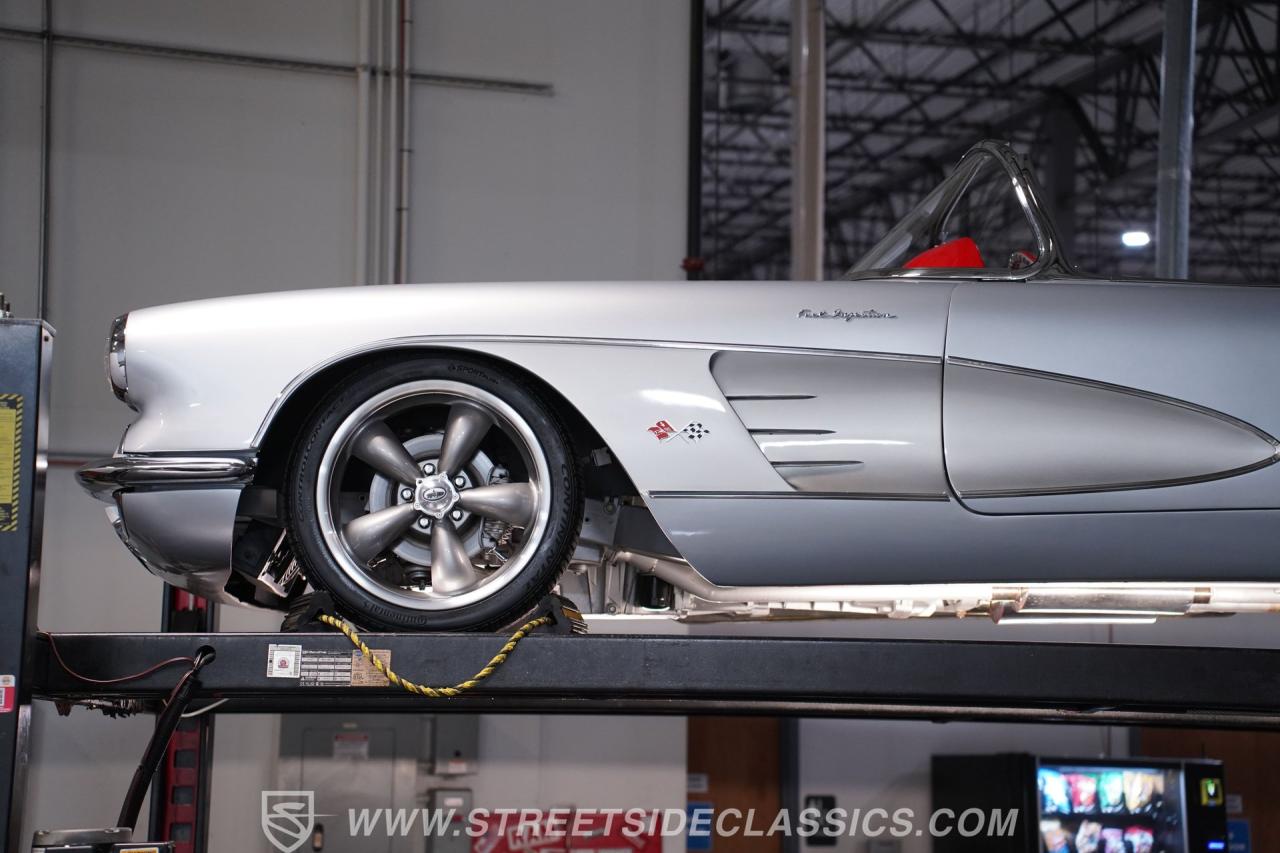 1958 Chevrolet Corvette Replica LS1 Restomod