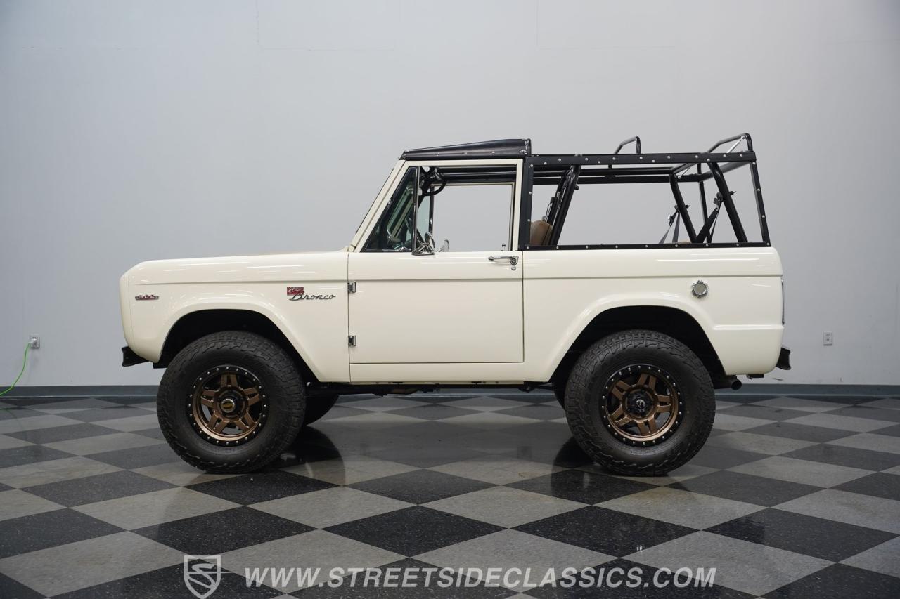 1967 Ford Bronco 4x4 Restomod