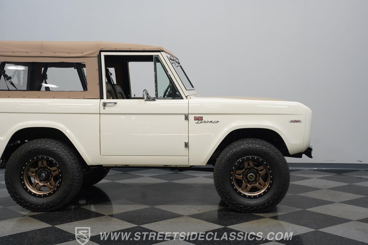 1967 Ford Bronco 4x4 Restomod