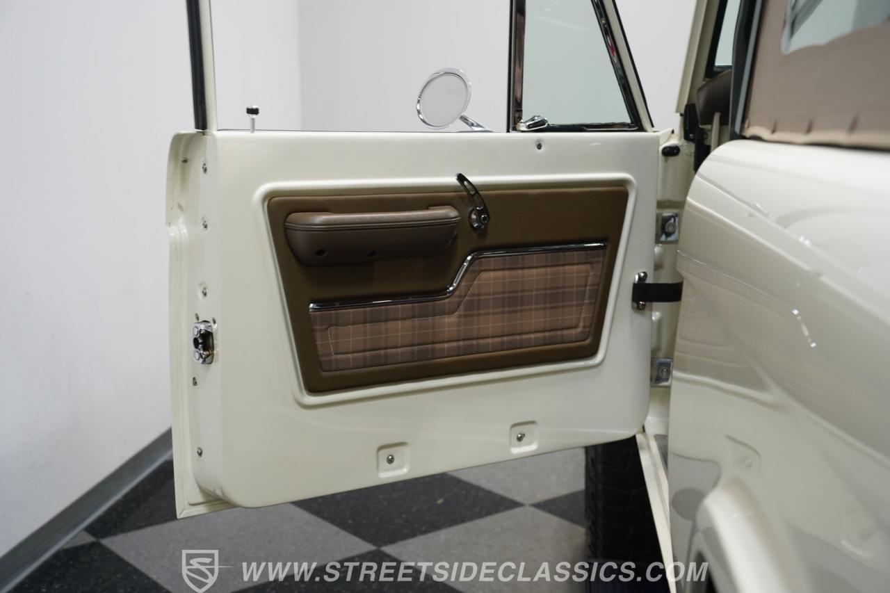 1967 Ford Bronco 4x4 Restomod