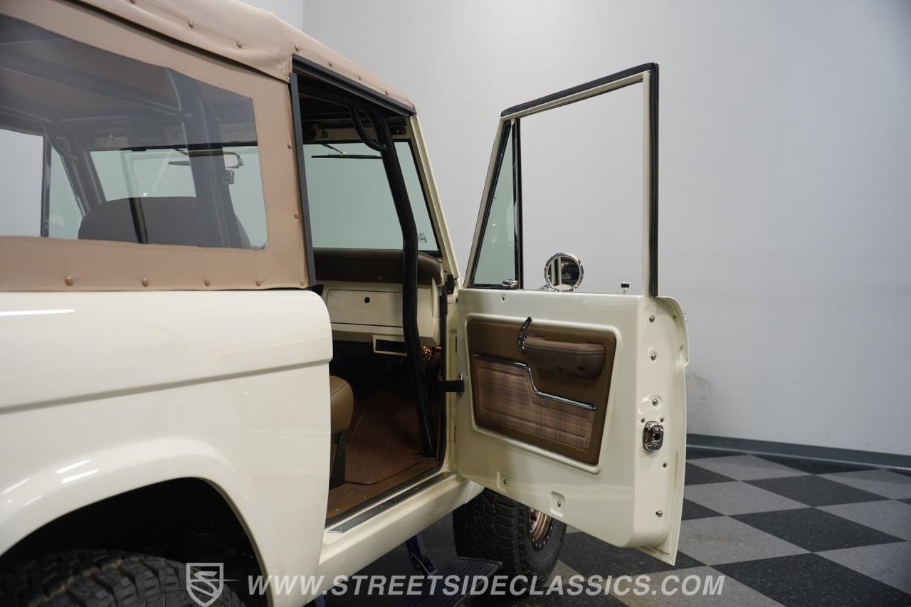 1967 Ford Bronco 4x4 Restomod