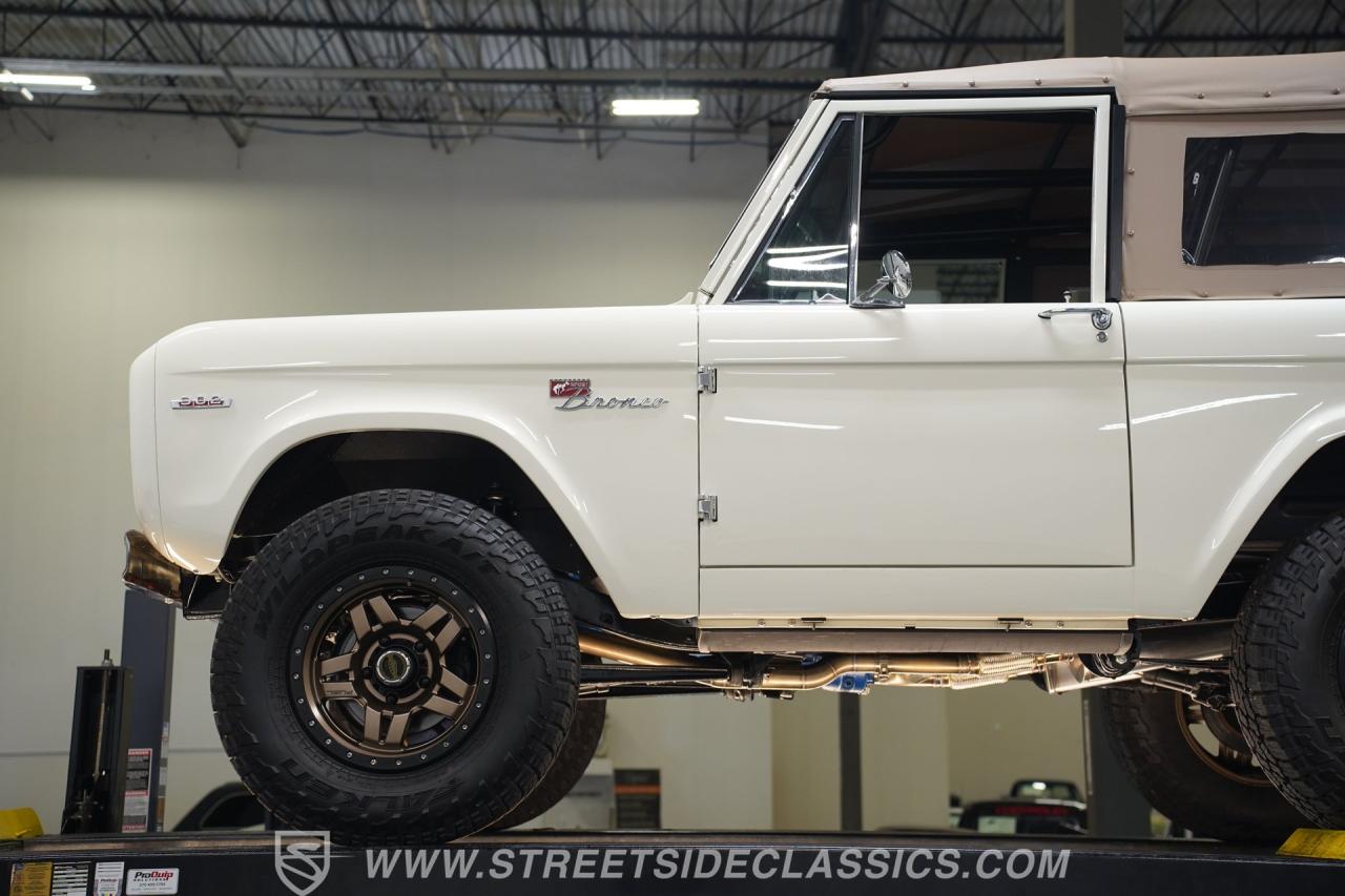 1967 Ford Bronco 4x4 Restomod