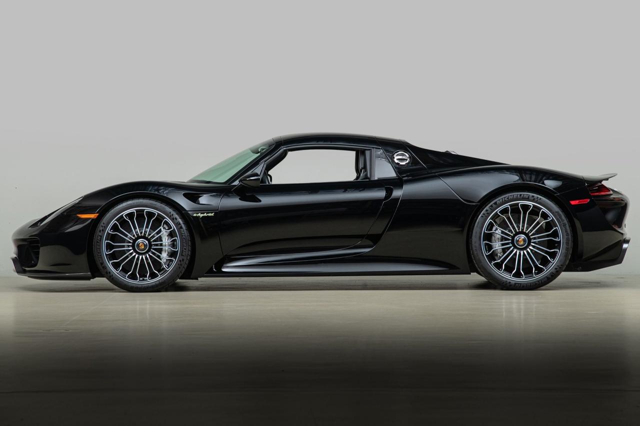 2015 Porsche 918 Spyder