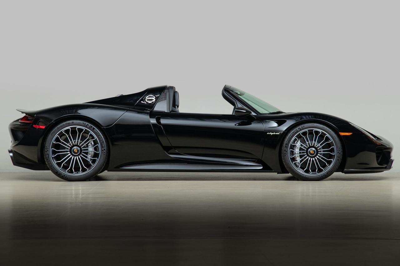 2015 Porsche 918 Spyder