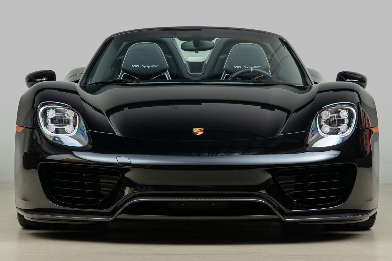 2015 Porsche 918 Spyder