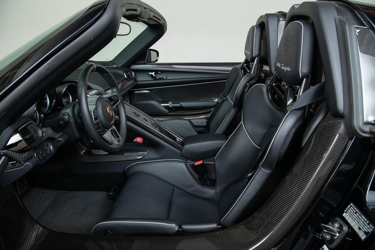 2015 Porsche 918 Spyder