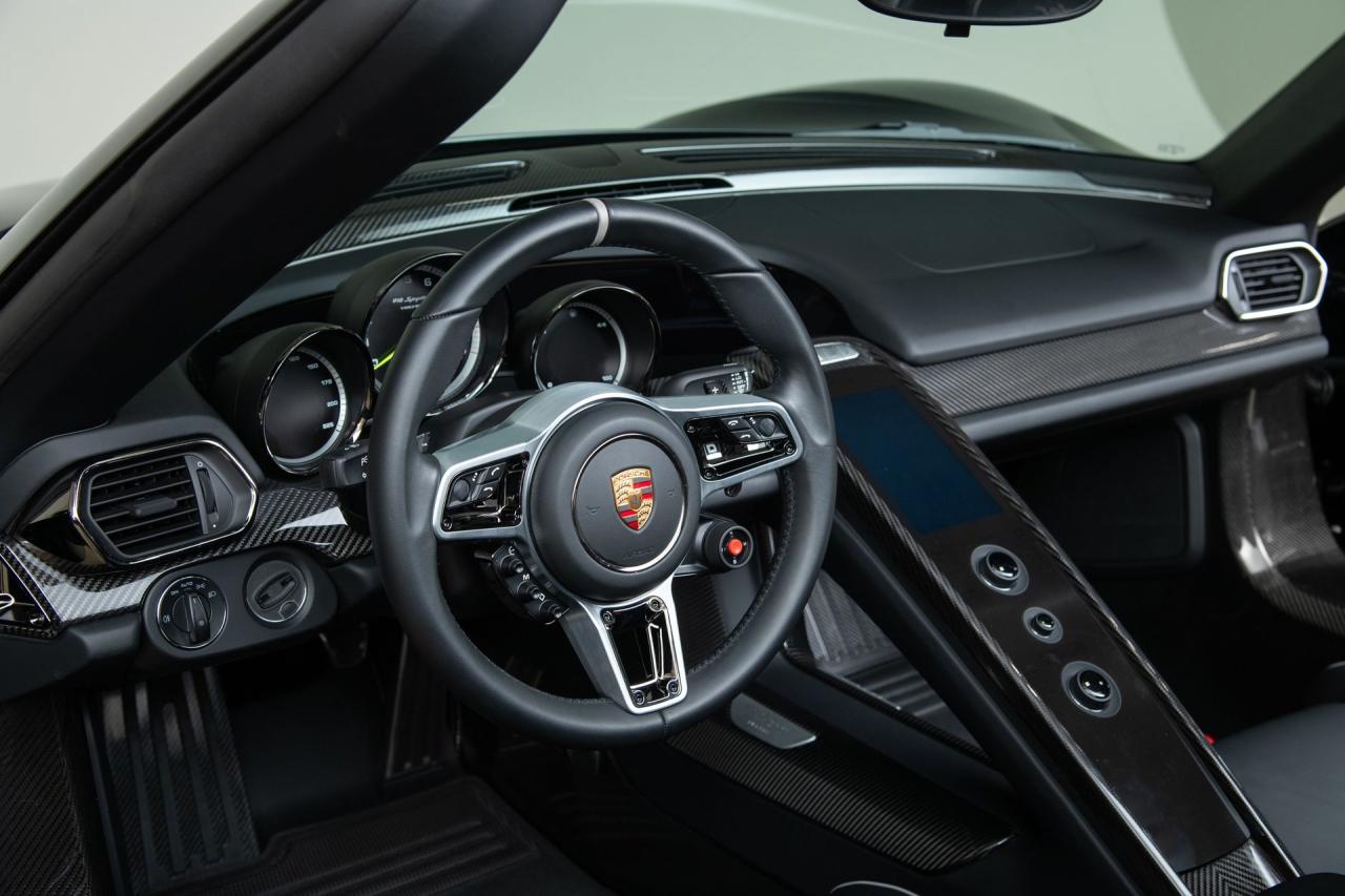 2015 Porsche 918 Spyder