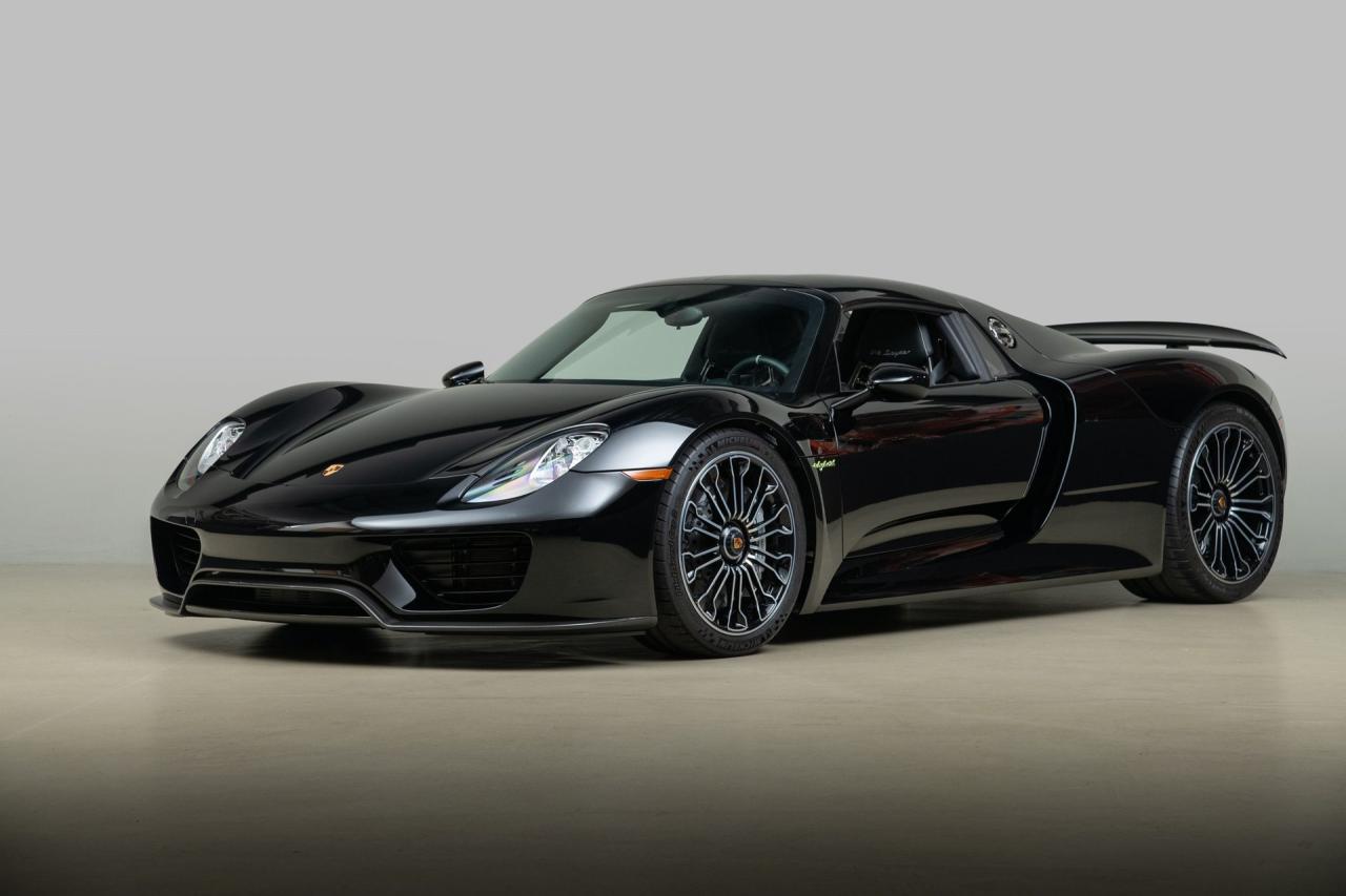 2015 Porsche 918 Spyder