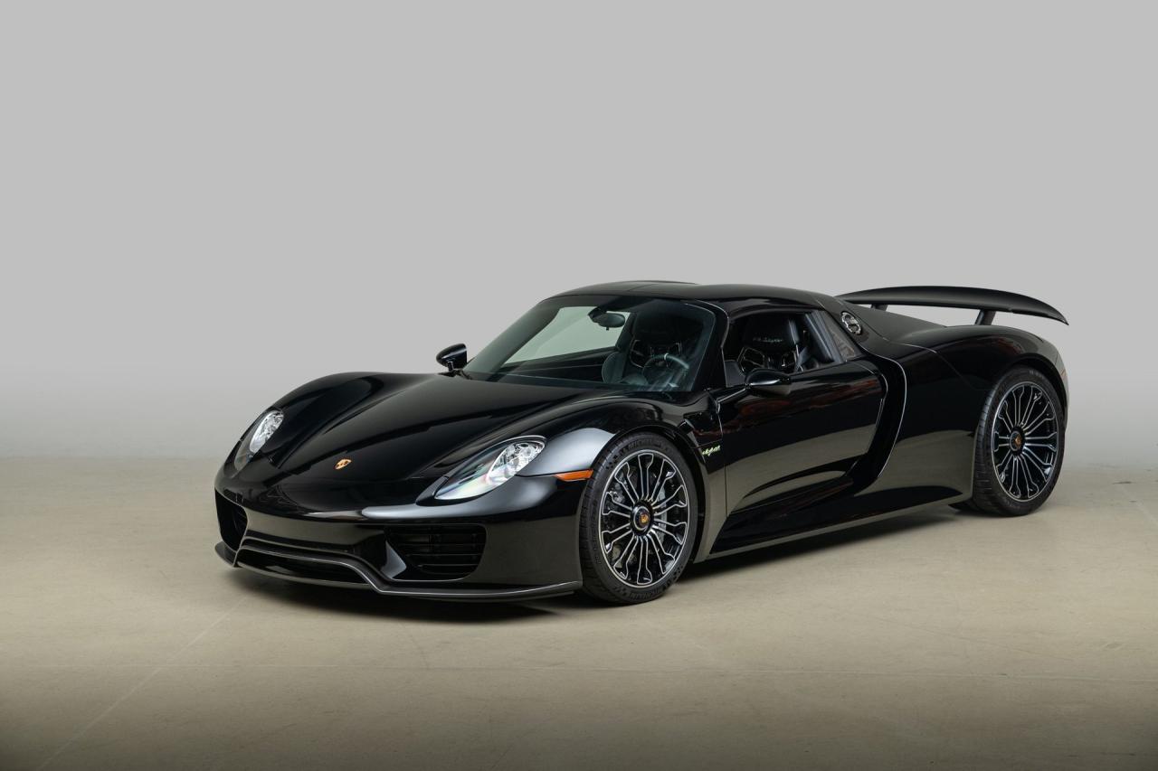 2015 Porsche 918 Spyder