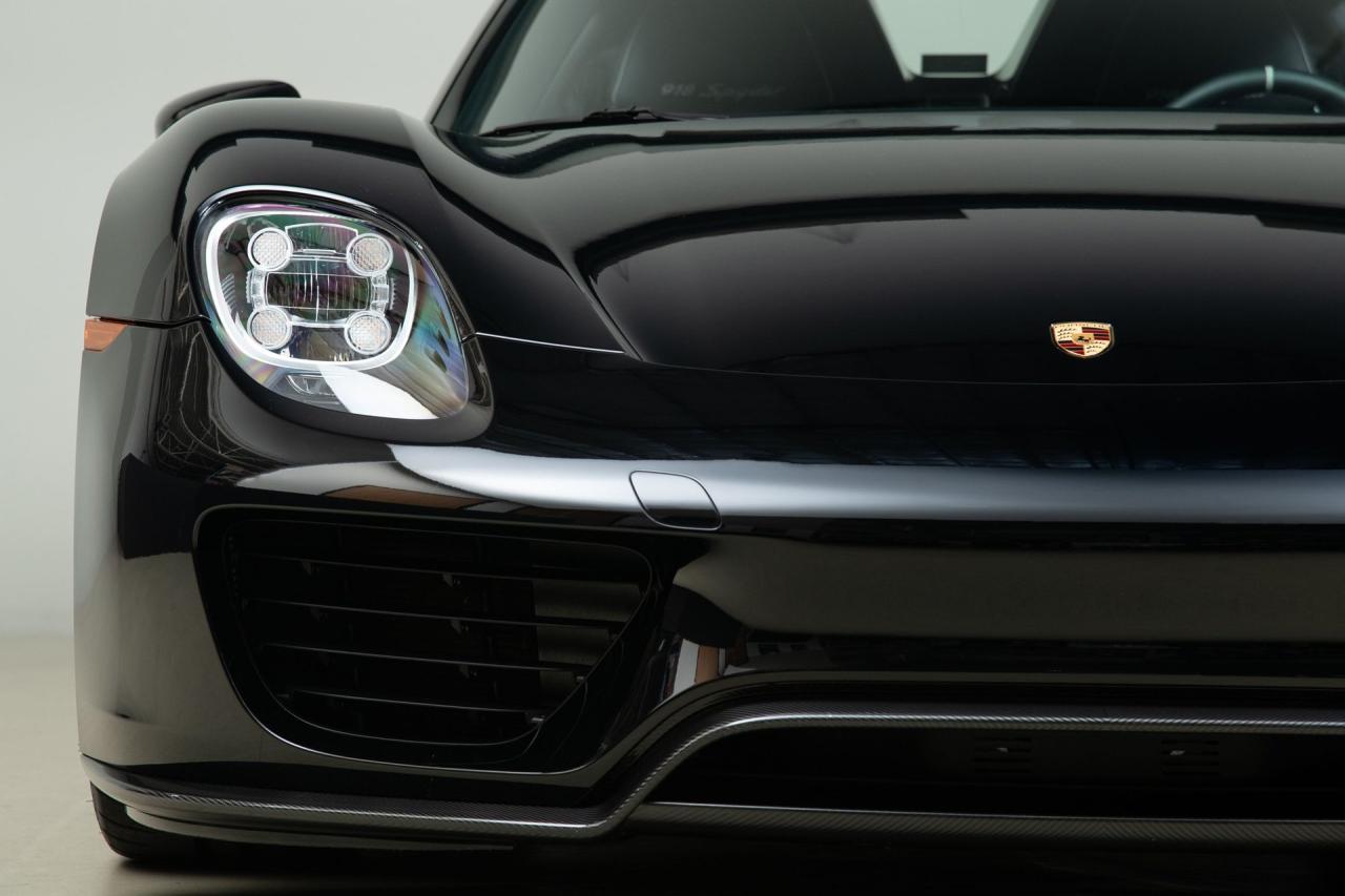 2015 Porsche 918 Spyder
