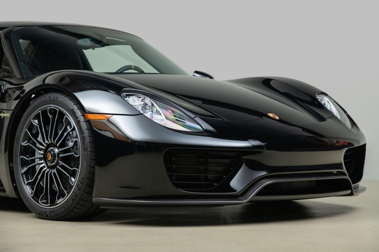 2015 Porsche 918 Spyder