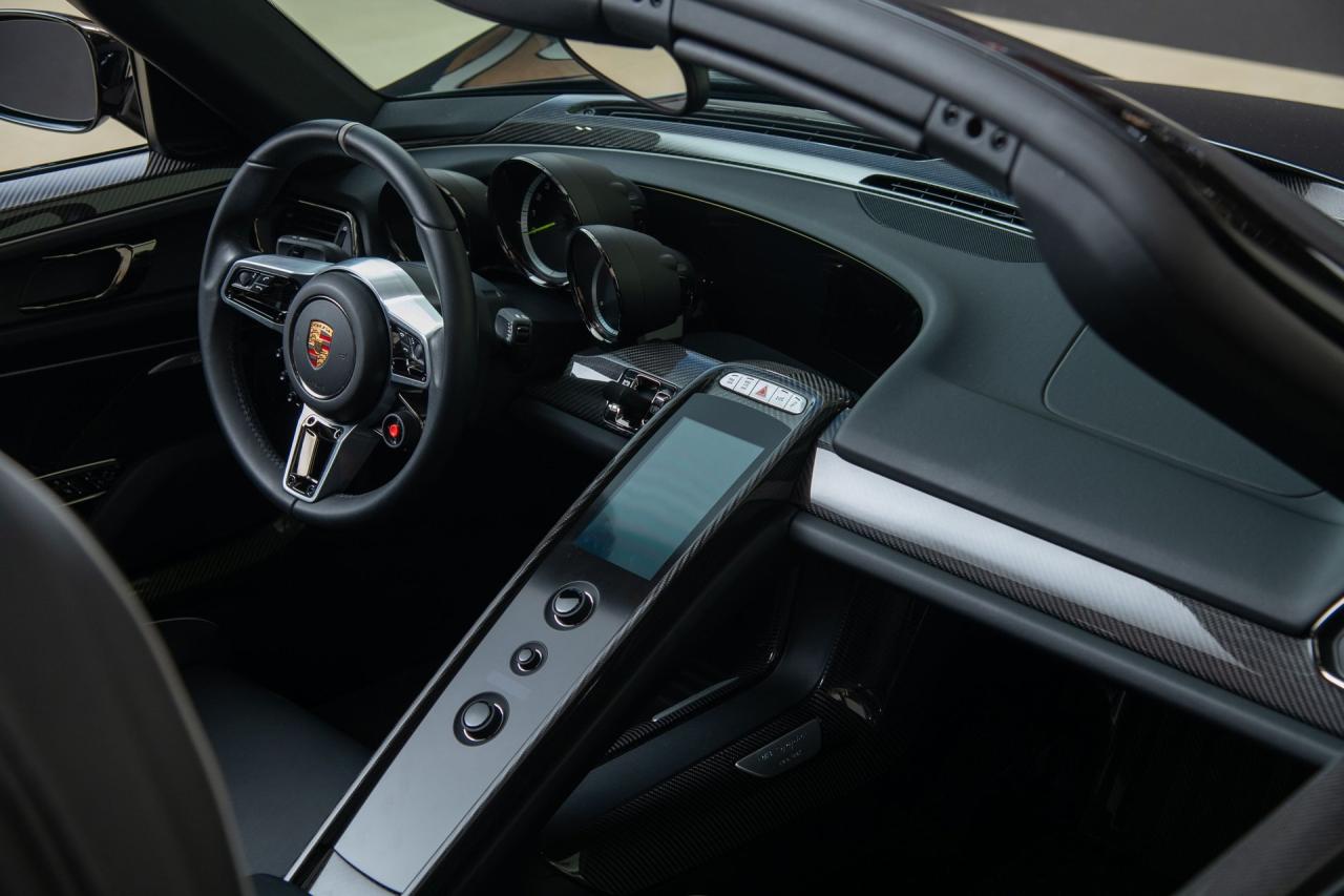 2015 Porsche 918 Spyder