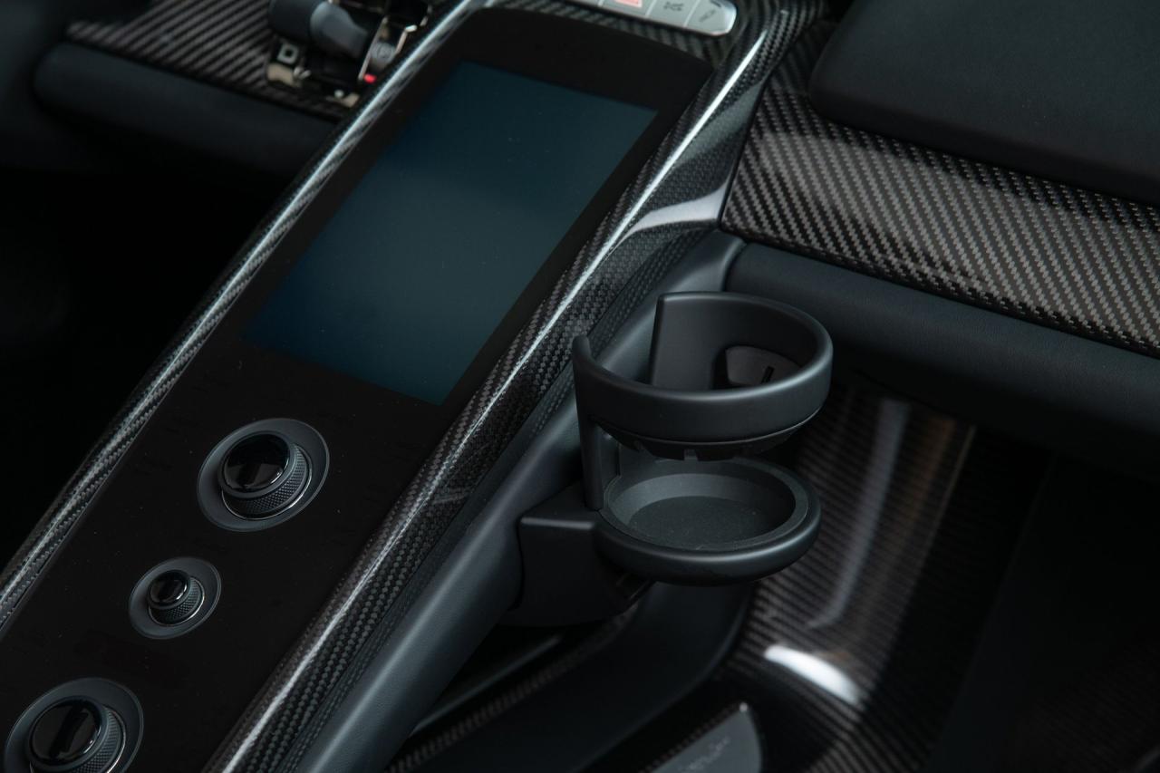 2015 Porsche 918 Spyder