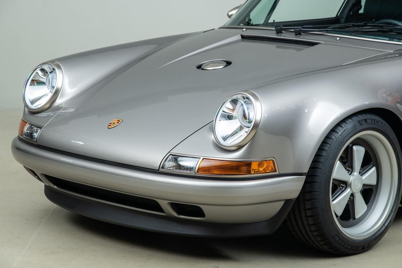 1989 Singer Classic