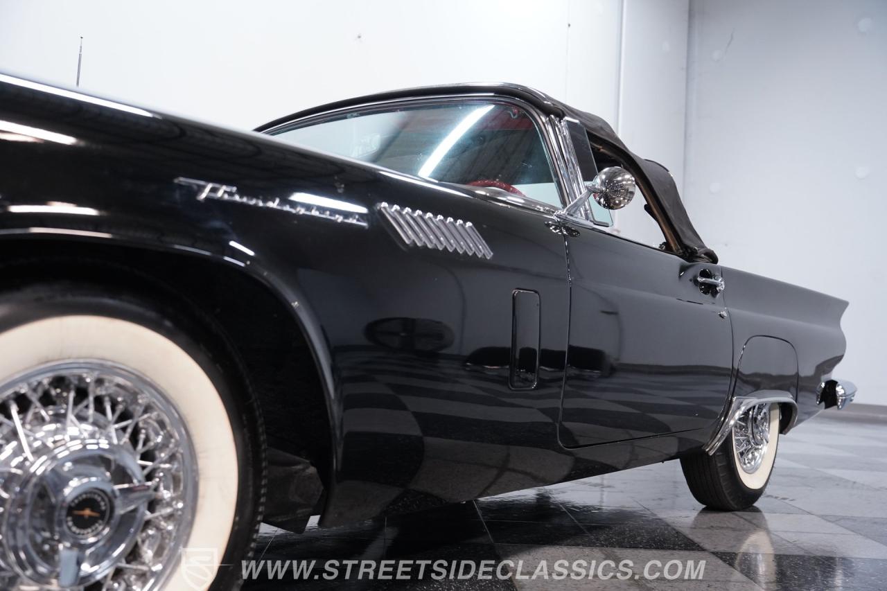 1957 Ford Thunderbird