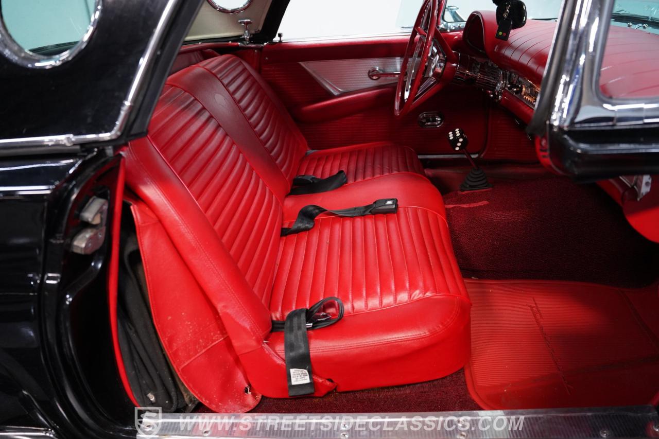 1957 Ford Thunderbird