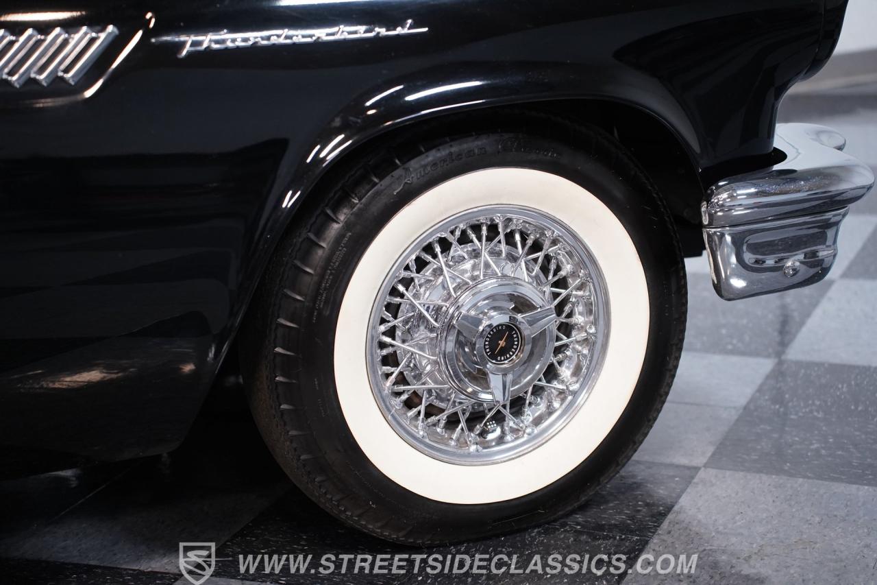 1957 Ford Thunderbird