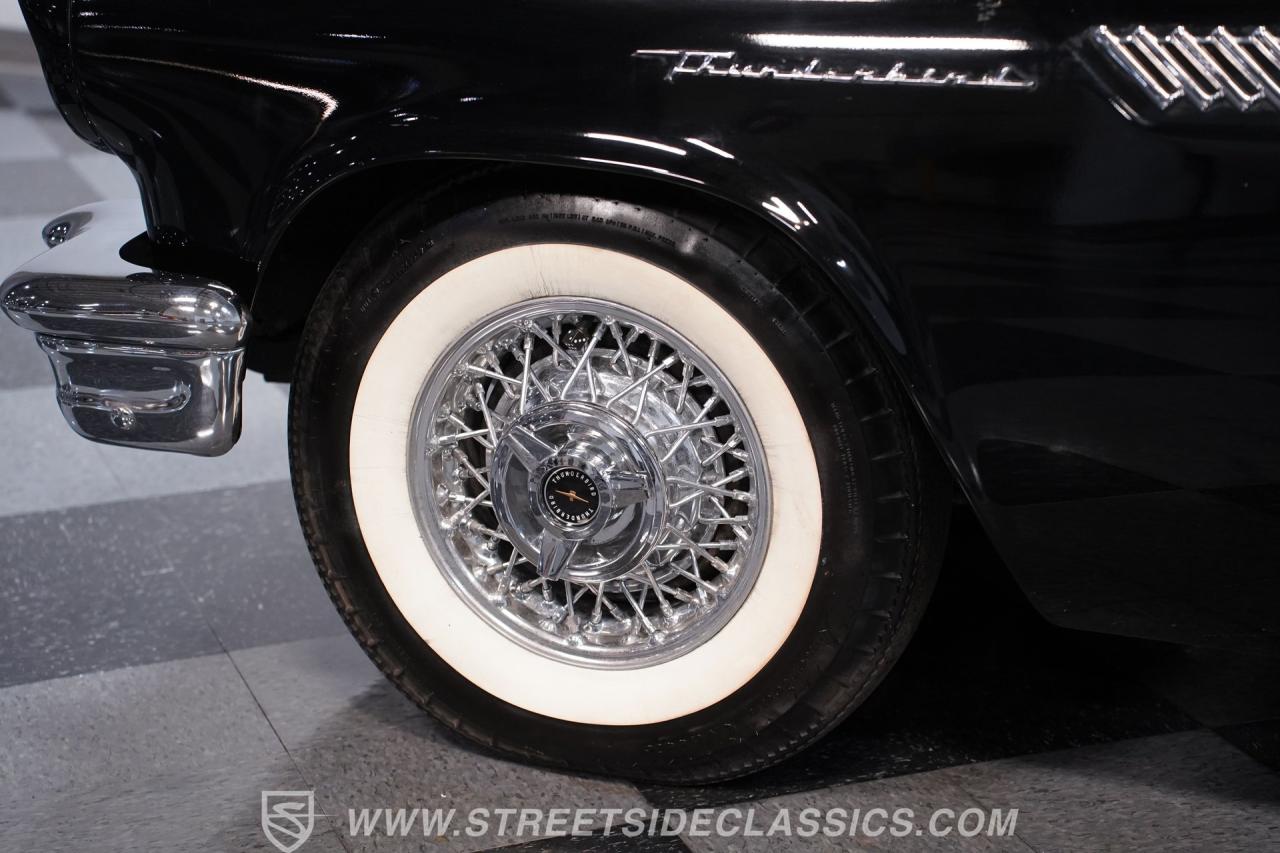 1957 Ford Thunderbird