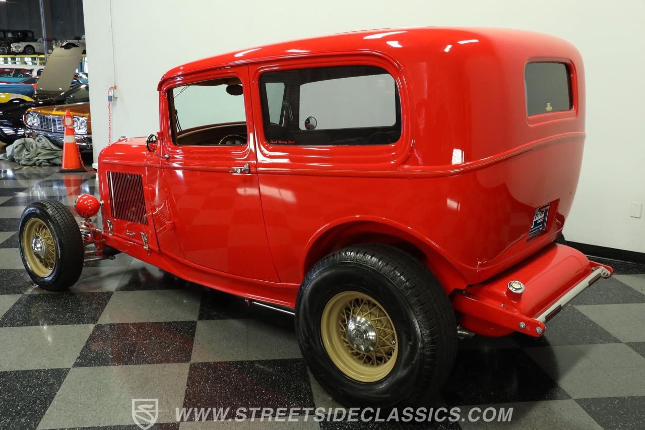 1932 Ford Tudor Streetrod
