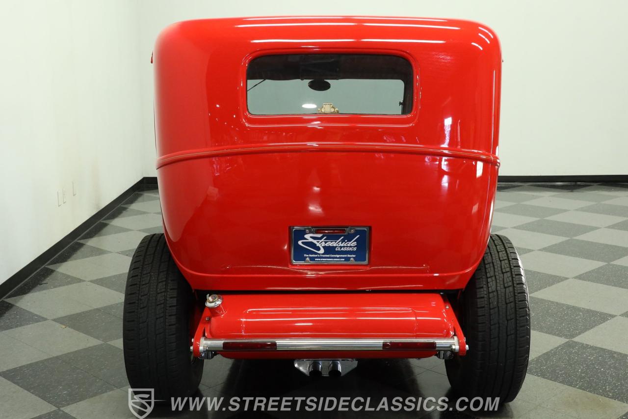1932 Ford Tudor Streetrod