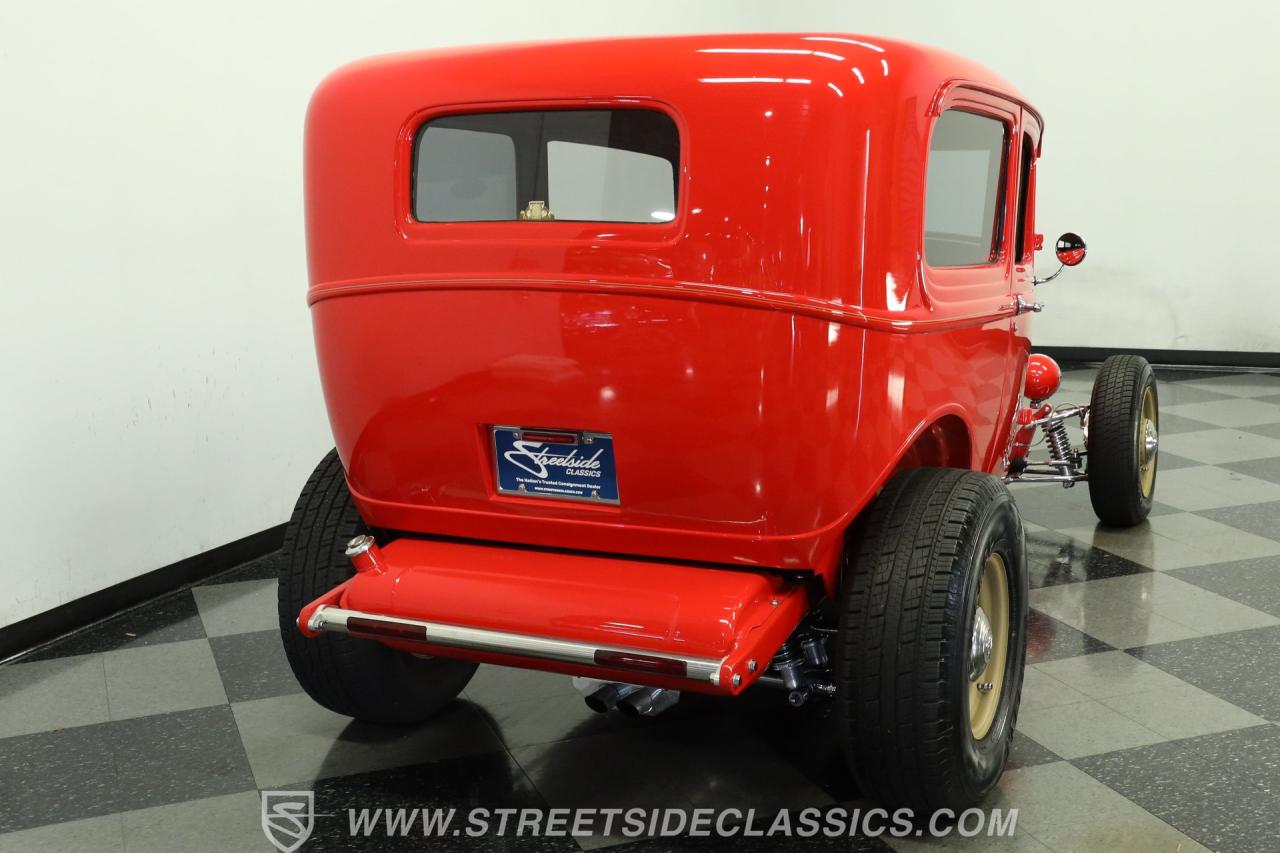 1932 Ford Tudor Streetrod