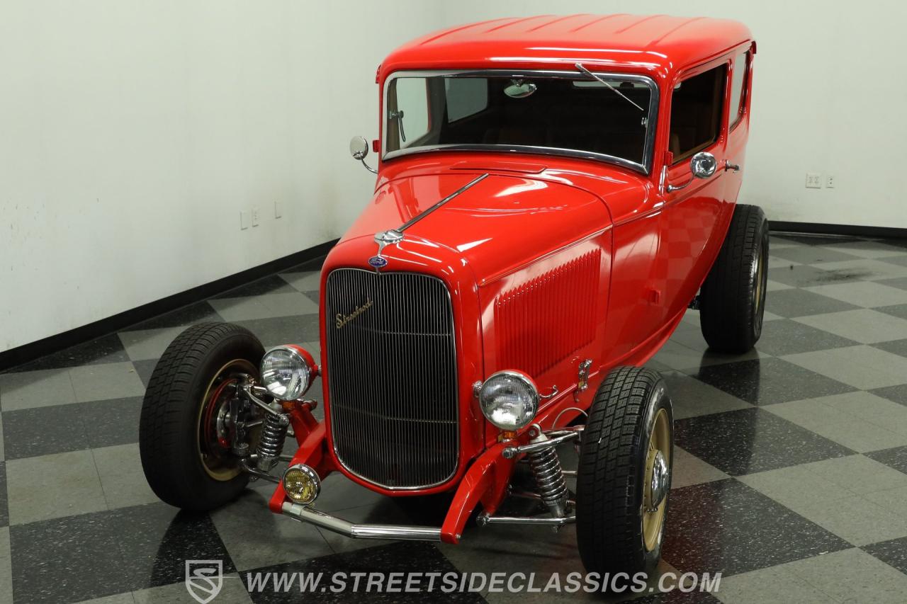 1932 Ford Tudor Streetrod