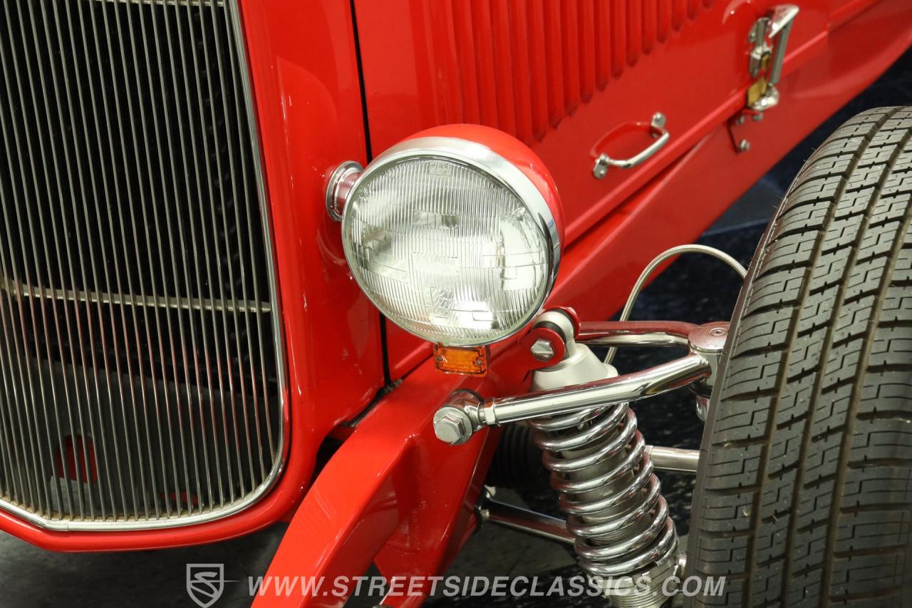 1932 Ford Tudor Streetrod